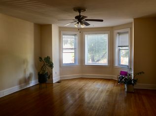 1826 N Springfield Ave #1, Chicago, IL 60647