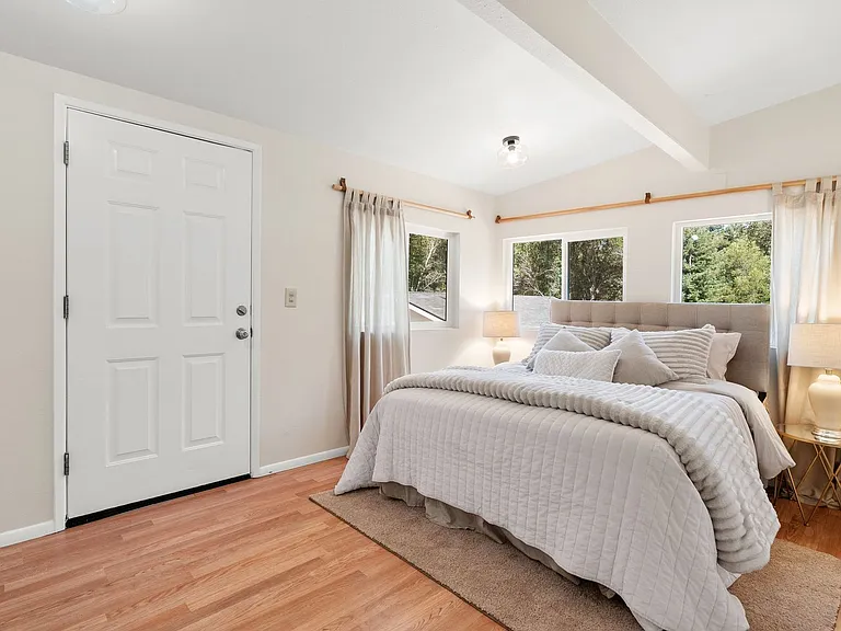 205 Apple Knl — Photo 24