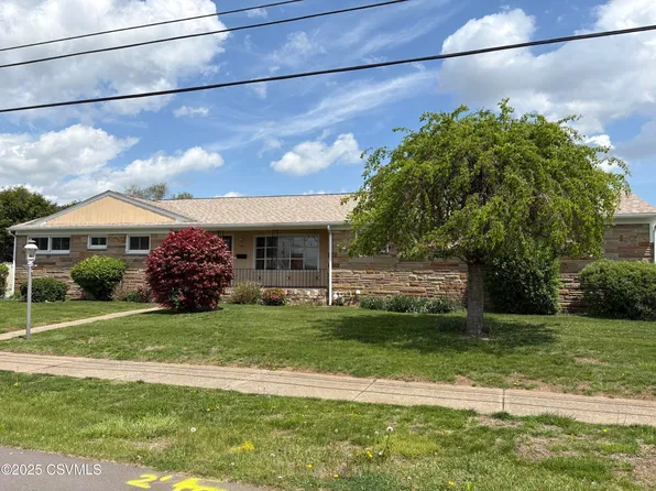 1400 Holly Dr, Berwick, PA 18603