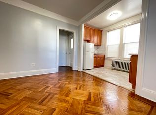 34-29 43rd St #R3, Long Island City, NY 11101