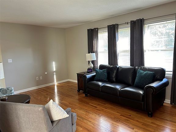 3rd image of 5314 Norris Dr