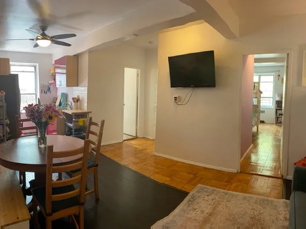 500 Grand Street image 1 of 5