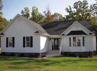 2067 Maginoak Ct, North Chesterfield, VA 23236