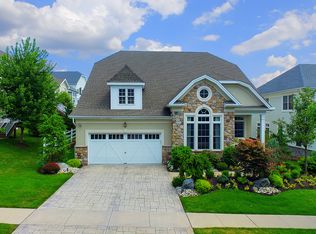 16 Avon Rd, Warren, NJ 07059