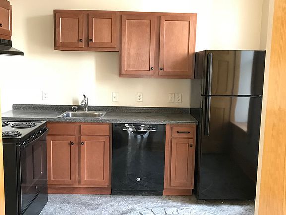3rd image of 817 Race St #10
