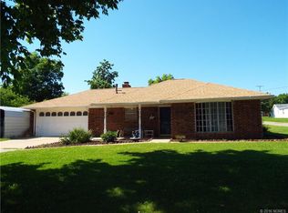 217 E 2nd St, Konawa, OK 74849