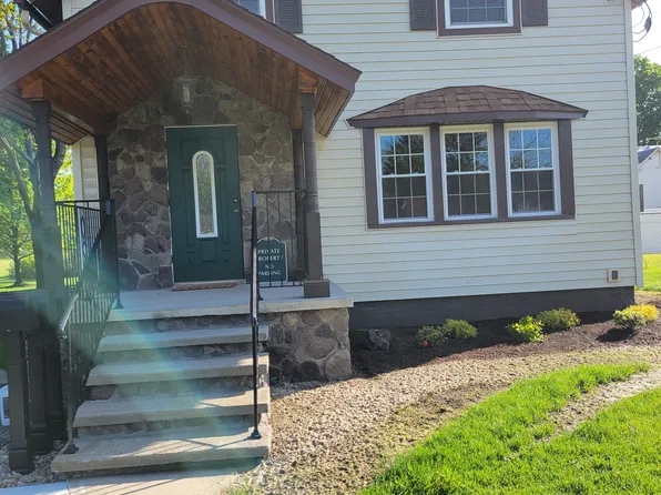54 Murray St, Glens Falls, NY 12801