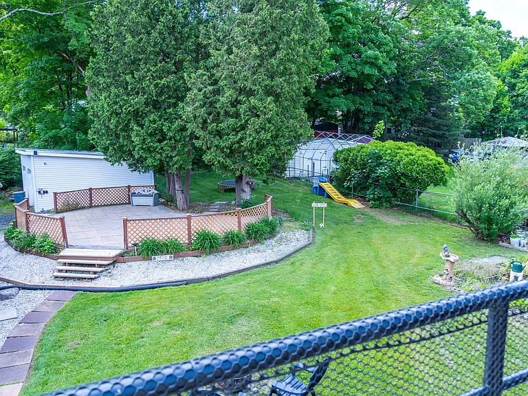 37 Manners Ave #2 — Photo 13