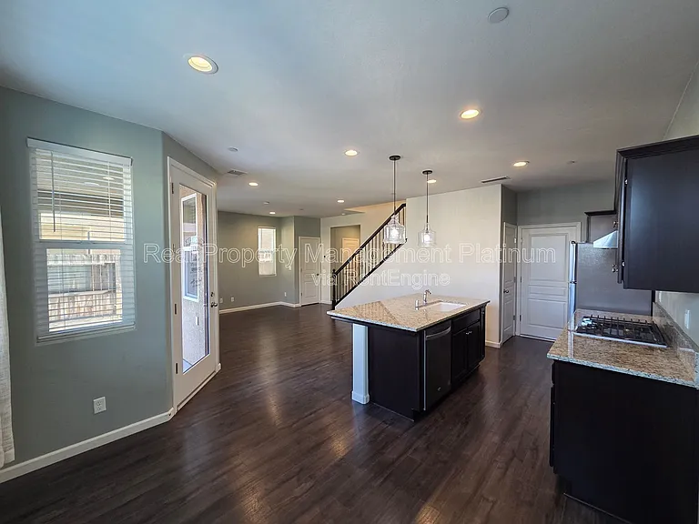 2534 Mustang Dr — Photo 23