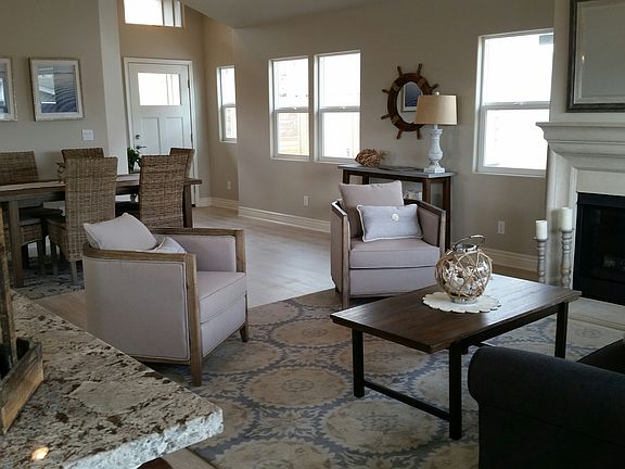 3rd image of 913 Rachel Ct