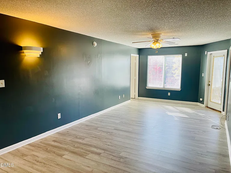 1230 University Ct #204 — Photo 6