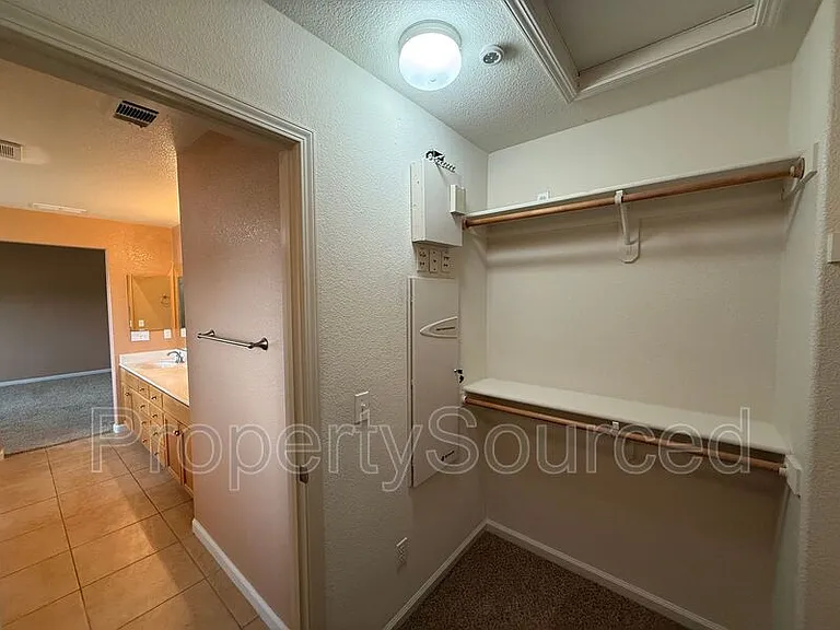 1688 Gathering Ln — Photo 39