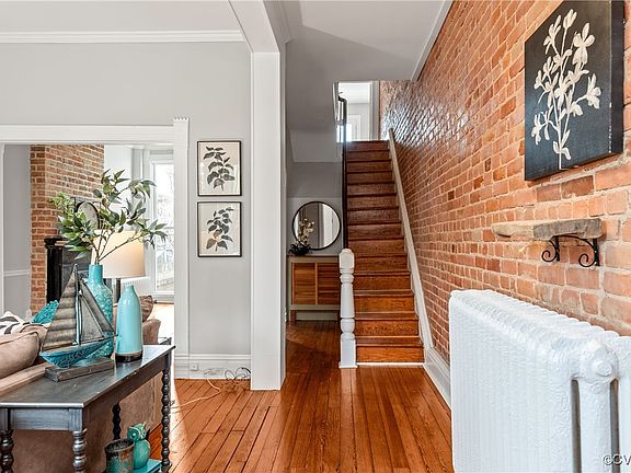 3rd image of 116 N Lombardy St