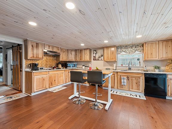 4th image of 193 New Hebron Road