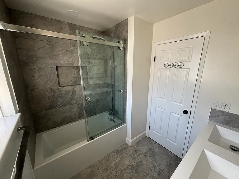 294 Albert Dr — Photo 25