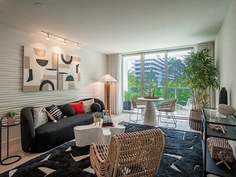 1550 Brickell Avenue — Photo 6