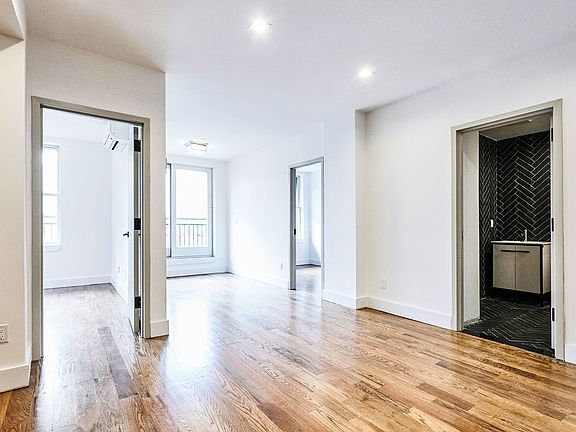 2nd image of 1068 Putnam Ave #2BB