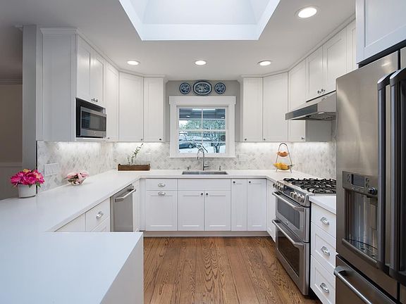 2nd image of 120 N Castanya Way