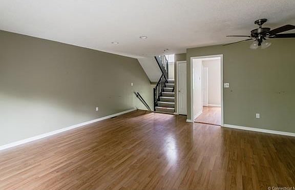 4th image of 98 Conestoga Way #98