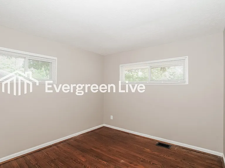 1263 Murat Ct — Photo 11