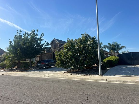 2nd image of 9509 Riviera Del Sol Dr