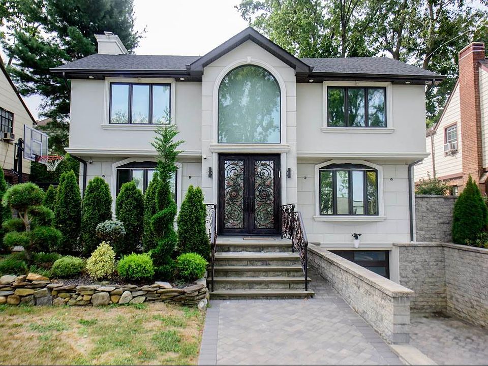 1st image of 138-22 82nd Ave #1