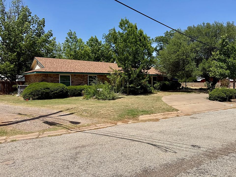 1st image of 1203 Stanley St