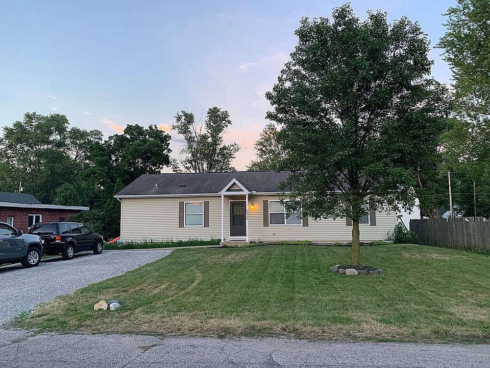 1st image of 68472 Jackson St
