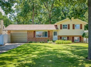 26184 Lake Dr, Elkhart, IN 46514