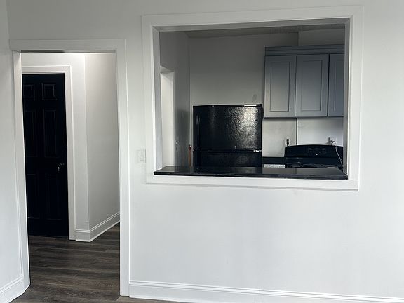 3rd image of 154 Radford St APT 5A