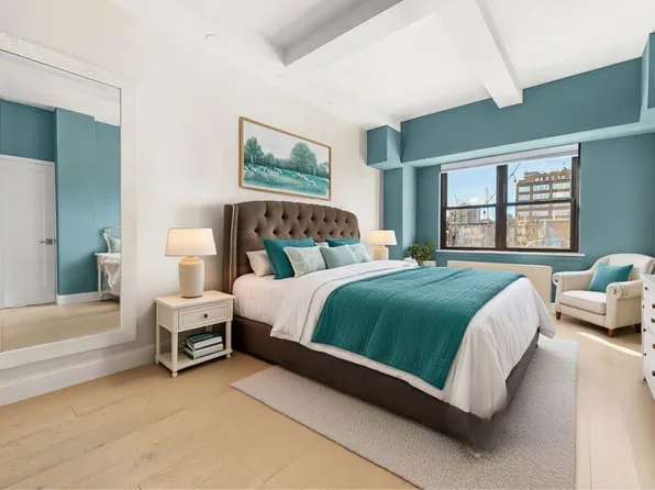 315 East 65th Street image 5 of 13