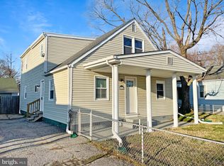 912 Barron Ave, Essex, MD 21221