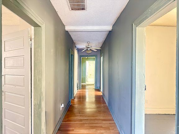 2nd image of 1021 Miller Street