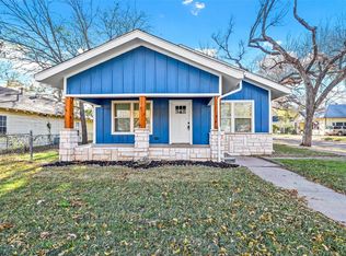 229 W Willingham St, Cleburne, TX 76033