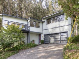 194 Del Monte Rd, El Granada, CA 94018