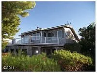 3609 NW Oceania Dr photo 1