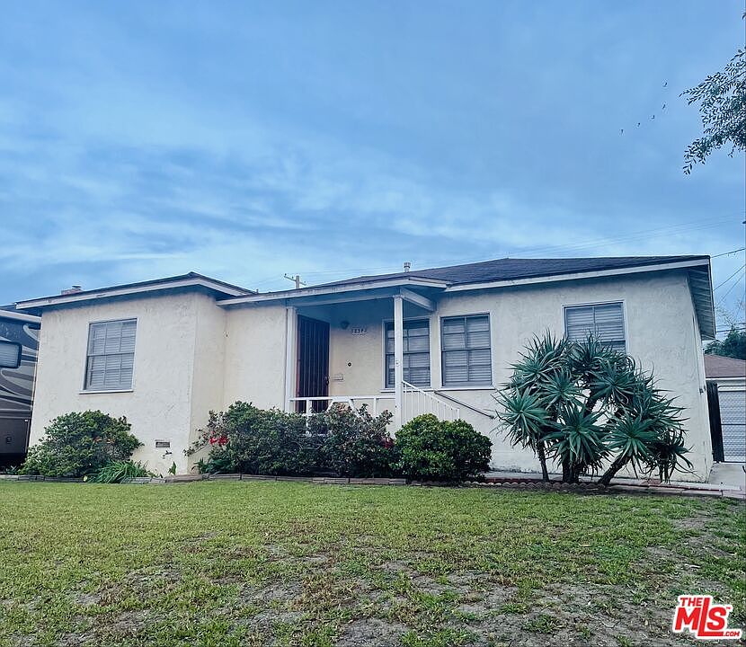 1st image of 854 Rose Ave