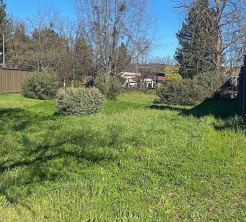 4th image of 3476 Walnut Grove Street