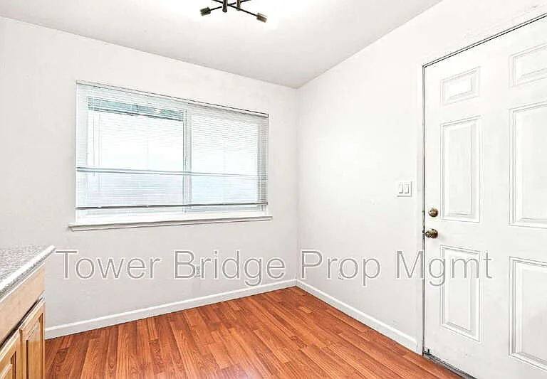 3414 6th Ave — Photo 8