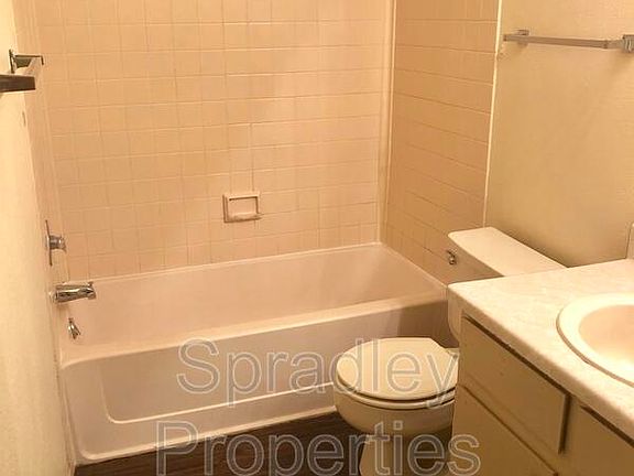 5th image of 608 John Paul Jones Dr APT 115