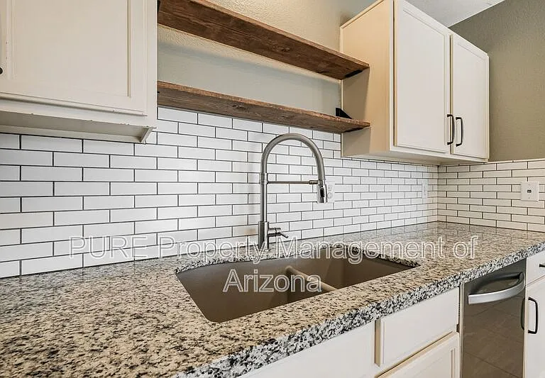 13857 W Ironwood St — Photo 21
