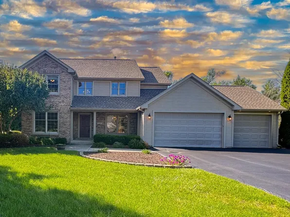 11102 Prairie Wind Pl, Roscoe, IL 61073