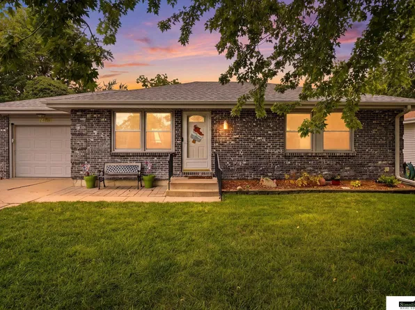 14120 Guildford St, Waverly, NE 68462