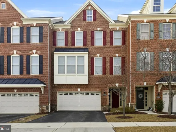 22597 Windsor Locks Sq, Ashburn, VA 20148