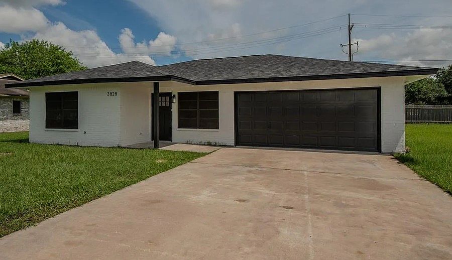 1st image of 3828 Anderson Villa