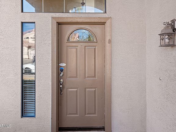 3rd image of 4421 E MEADOW Drive