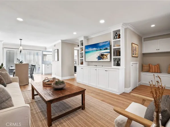 2209 Vista Huerta, Newport Beach, CA 92660