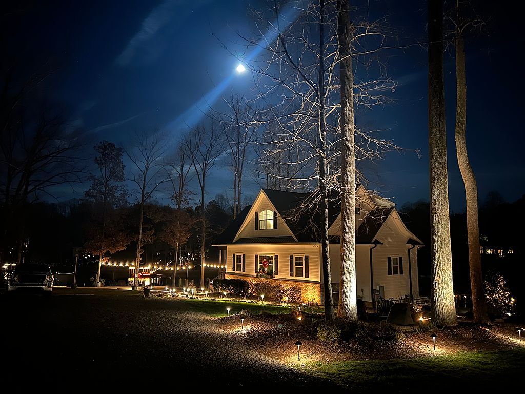496 Greenbay Rd - Property Image