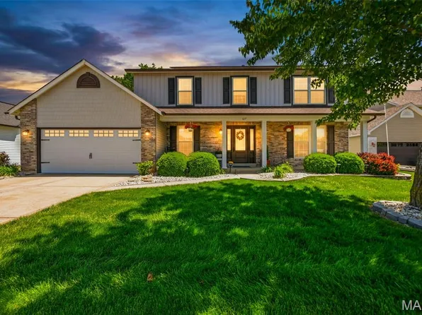 127 Burnt Oak Ct, Wentzville, MO 63385