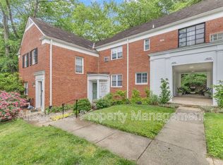 1618 Fitzgerald Ln, Alexandria, VA 22302